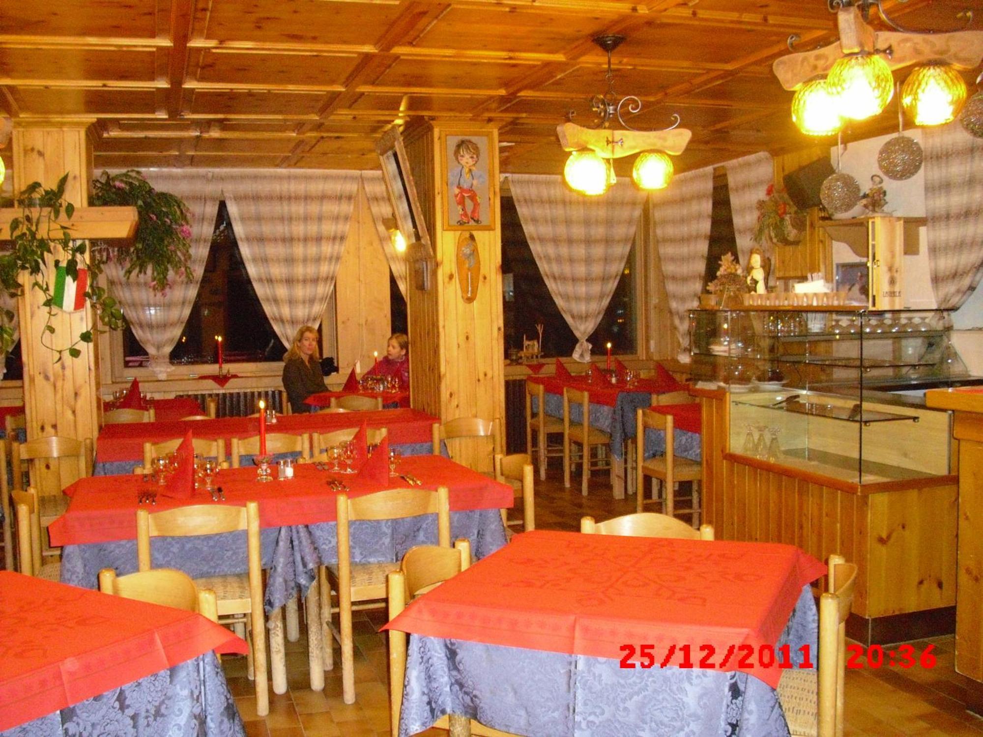 Chalet Dei Rododendri Villa Valdisotto Dış mekan fotoğraf